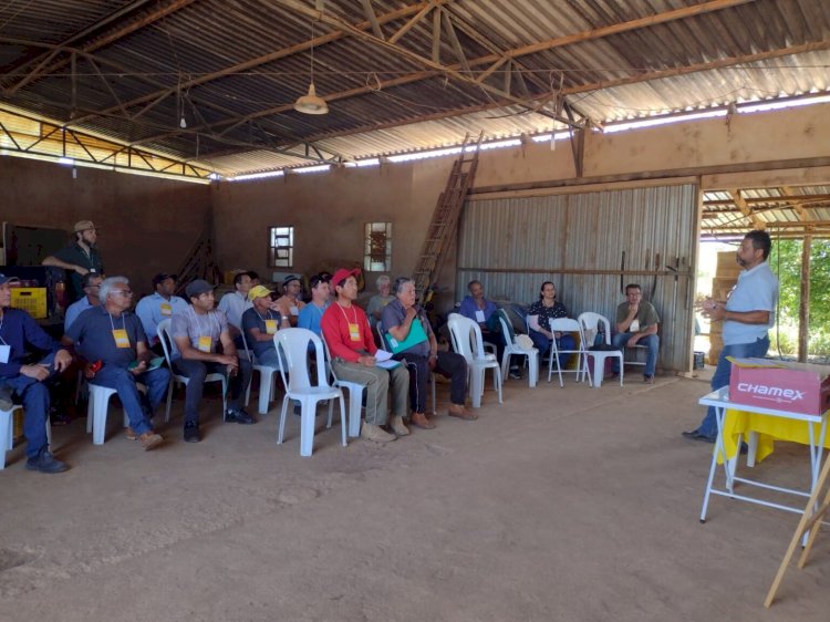 Produtores aprendem a economizar em curso sobre irrigação eficiente