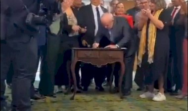 O Presidente Lula assinou a PLN que propõe a recomposição salarial das forças de segurança do DF