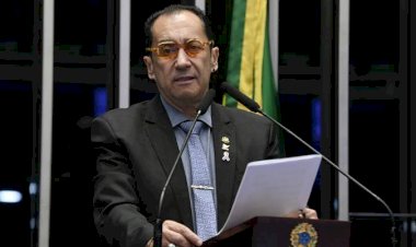 Senador apresenta PL que agrava crimes cometidos por agentes públicos com porte de armas