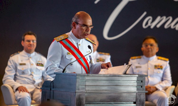 Comandante da Marinha alerta: Corte de verba ameaça a segurança do País