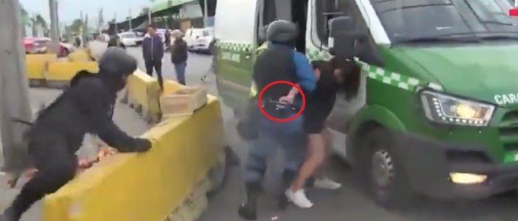 Mulher desarma policial e dispara contra três pessoas